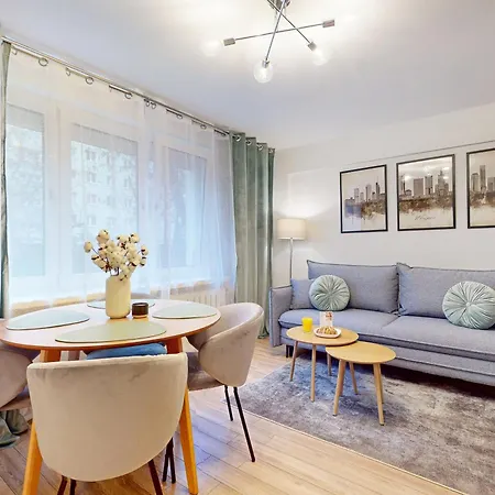 Greenlight Center Jana Pawla Ii Apartmán