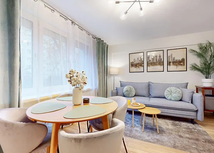 Greenlight Center Jana Pawla Ii Apartmán *