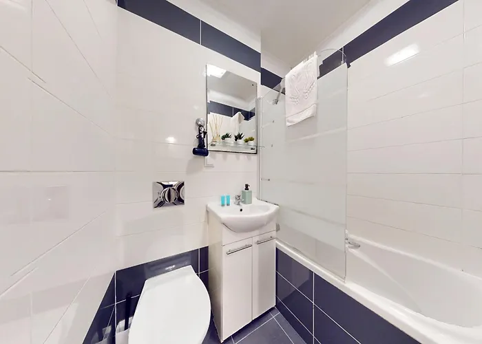 Greenlight Center Jana Pawla Ii * Warszawa